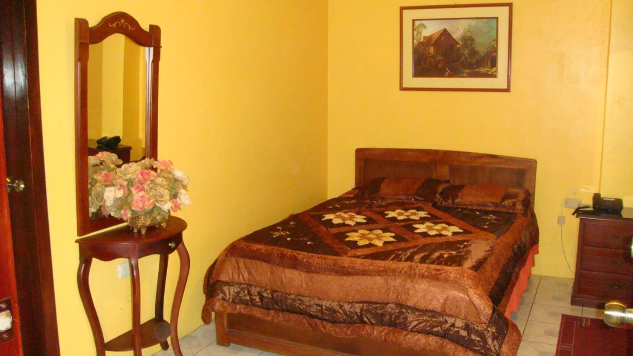 Huaquillas Vallejo Hotel المظهر الخارجي الصورة